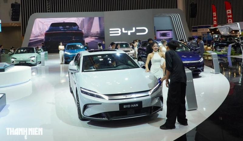 BYD Việt Nam tuyên bố giữ giá xe, đại lý cắn răng khuyến mãi ‘tự cứu mình’ - Ảnh 3.