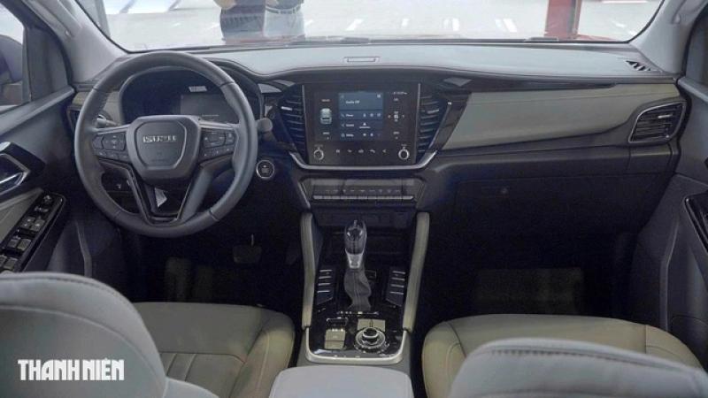 Isuzu mu-X 2025 giá từ 928 triệu đồng, đổi thiết kế quyết ‘đấu’ Ford Everest - Ảnh 3.