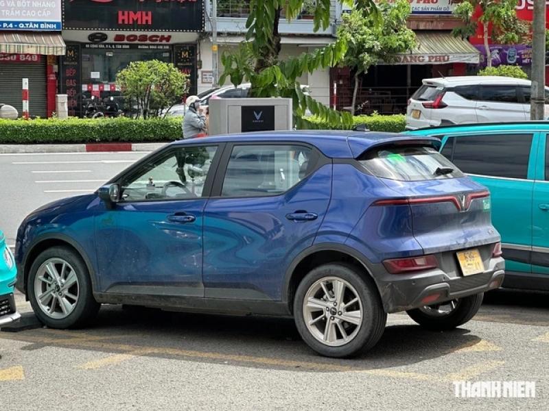 Thực hư chuyện thuê xe tự lái biển vàng phải dừng nghỉ 4 giờ một lần? - Ảnh 2. Thực hư chuyện thuê xe tự lái biển vàng phải dừng nghỉ 4 giờ một lần? - Ảnh 2.