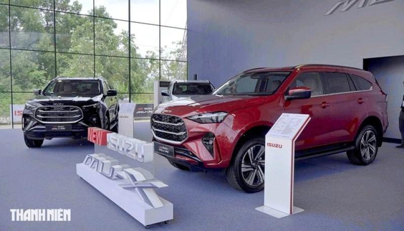 SUV 7 chỗ: Doanh số Ford Everest giảm mạnh, vẫn gấp 3 lần Toyota Fortuner - Ảnh 4.