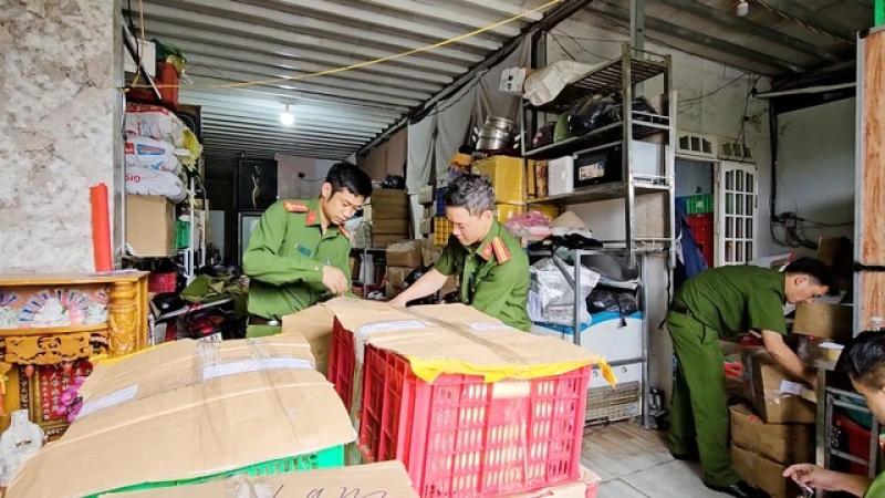 Phát hiện 1 , 6 tấn hàng giả tại Lâm Đồng trong chiến dịch chống hàng giả - Ảnh 2. Phát hiện 1 , 6 tấn hàng giả tại Lâm Đồng trong chiến dịch chống hàng giả - Ảnh 2.