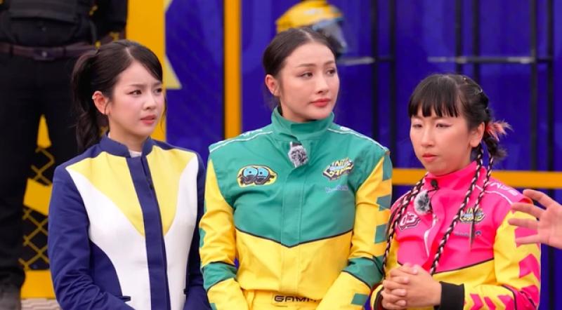 Yaya Trương Nhi - Emma Nhất Khanh va chạm 'nảy lửa' trên đường đua - Ảnh 2.