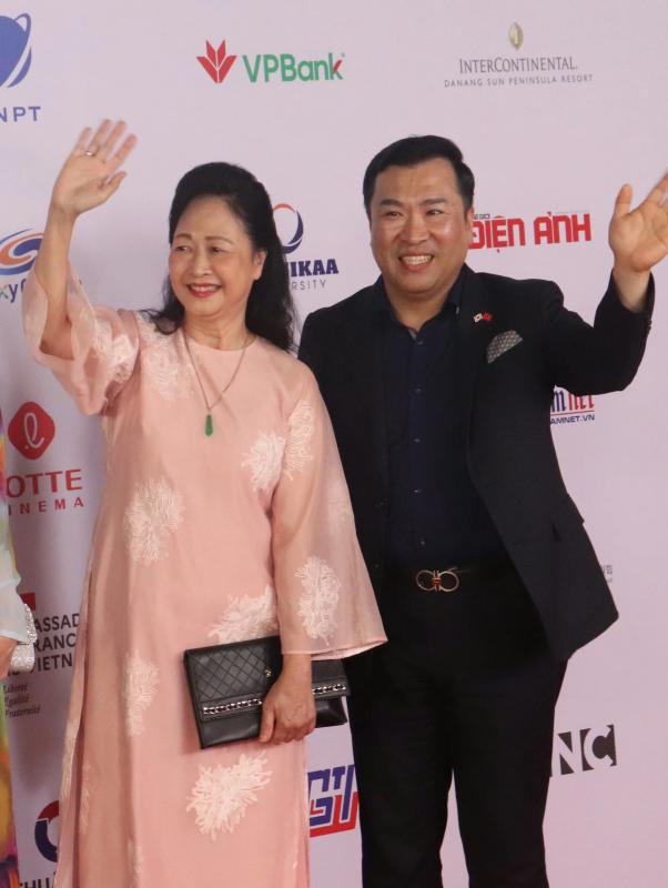 NSND Như Quỳnh, NSND Lan Hương cùng dàn sao dự Liên hoan phim châu Á Đà Nẵng- Ảnh 1. NSND Như Quỳnh, NSND Lan Hương cùng dàn sao dự Liên hoan phim châu Á Đà Nẵng- Ảnh 1.