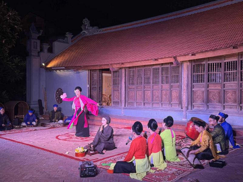 Khám phá tour đêm Dấu thiêng Hàng Kênh tại Hải Phòng Với công nghệ 3D hiện đại - Ảnh 2. Khám phá tour đêm Dấu thiêng Hàng Kênh tại Hải Phòng Với công nghệ 3D hiện đại - Ảnh 2.