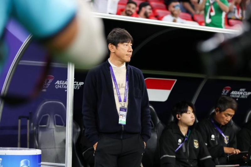 HLV Shin Tae-yong ra mắt đội tuyển Trung Quốc vào tháng 7, đụng độ ngay Hàn Quốc?- Ảnh 1. HLV Shin Tae-yong ra mắt đội tuyển Trung Quốc vào tháng 7, đụng độ ngay Hàn Quốc?- Ảnh 1.