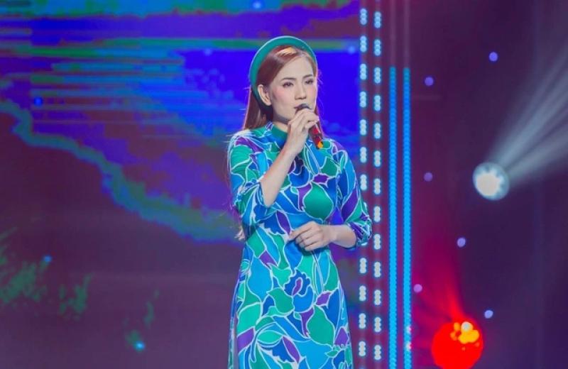 Cô gái có ngoại hình giống với nghệ sĩ Phi Nhung gây tranh luận - Ảnh 1.
