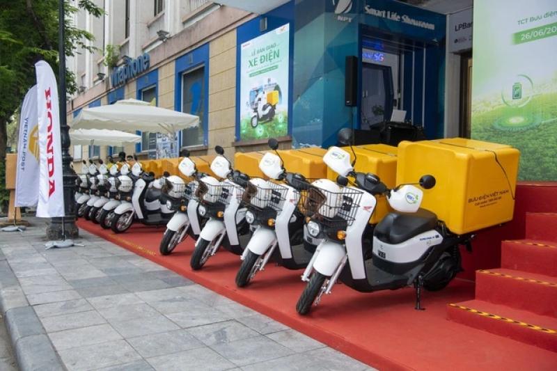 Honda Việt Nam hợp tác Vietnam Post triển khai Dự án sử dụng xe điện giao hàng- Ảnh 8. Honda Việt Nam hợp tác Vietnam Post triển khai Dự án sử dụng xe điện giao hàng- Ảnh 8.