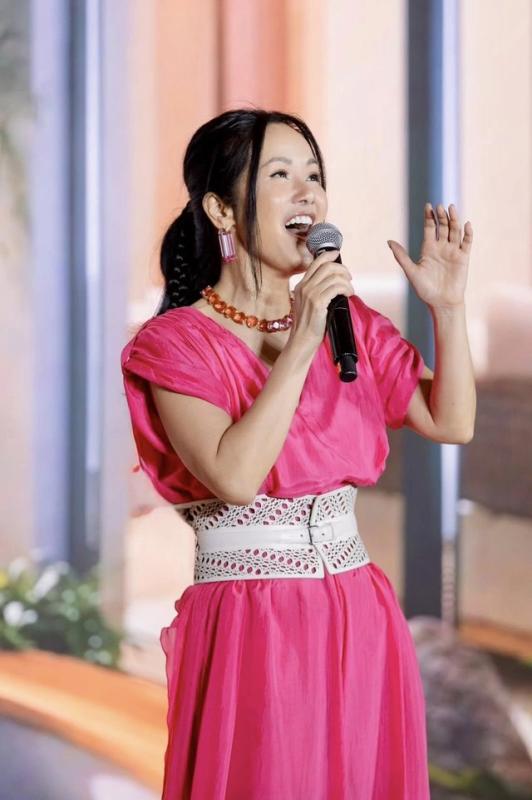 Hồng Nhung: Khi được chẩn đoán mắc ung thư, tôi nghĩ đến 2 con đầu tiên - Ảnh 3.
