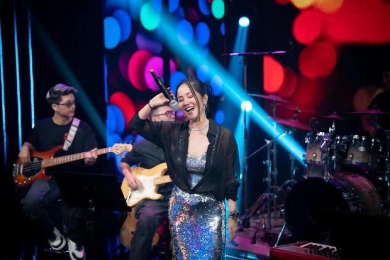 Hồng Nhung: Khi được chẩn đoán mắc ung thư, tôi nghĩ đến 2 con đầu tiên - Ảnh 2.