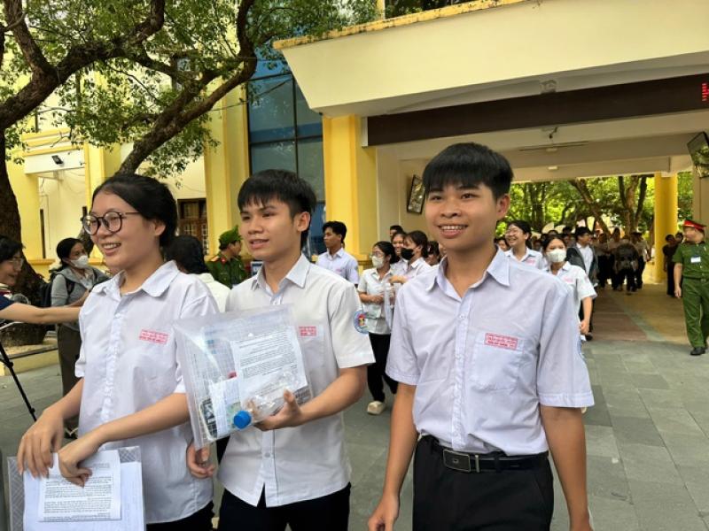Quảng Ngãi hỗ trợ công chức từ Kon Tum 3 triệu đồng/người mỗi tháng - Ảnh 2. Quảng Ngãi hỗ trợ công chức từ Kon Tum 3 triệu đồng/người mỗi tháng - Ảnh 2.