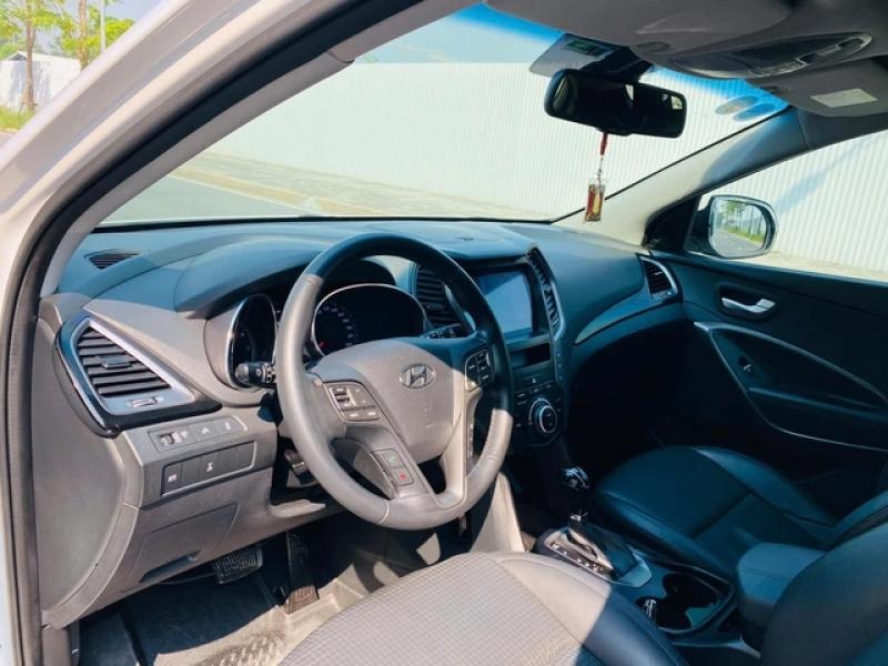 Đánh đổi gì khi mua Hyundai Santa Fe đời 2015 giá khoảng 600 triệu đồng? - Ảnh 3. Đánh đổi gì khi mua Hyundai Santa Fe đời 2015 giá khoảng 600 triệu đồng? - Ảnh 3.