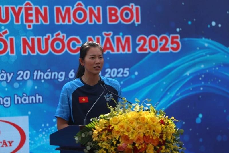 Ánh Viên truyền cảm hứng học bơi, phòng chống đuối nước - Ảnh 1.