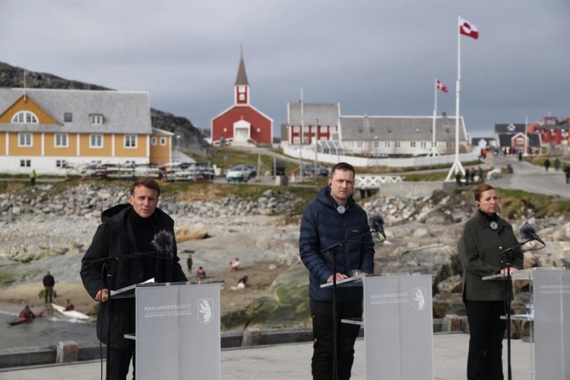 Tổng thống Pháp tới Greenland: đi gần để nhằm xa- Ảnh 1. Tổng thống Pháp tới Greenland: đi gần để nhằm xa- Ảnh 1.