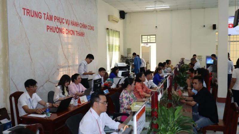 Bình Phước: 5 xã, phường tiếp nhận 1.796 hồ sơ sau 1 tuần chạy thử nghiệm - Ảnh 1.