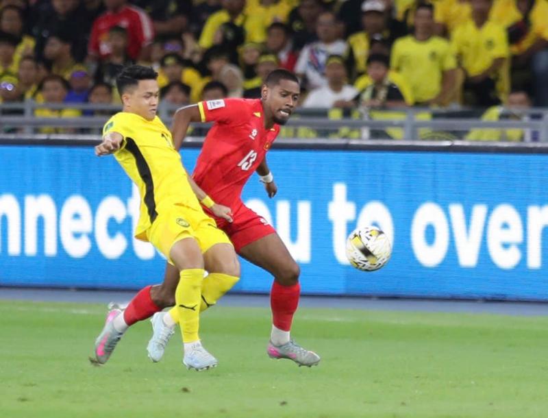 Pendant Quang Vinh và Nguyễn Filip cùng ca ngợi: Các cầu thủ nhập tịch Malaysia quá giỏi- Ảnh 4. Pendant Quang Vinh và Nguyễn Filip cùng ca ngợi: Các cầu thủ nhập tịch Malaysia quá giỏi- Ảnh 4.