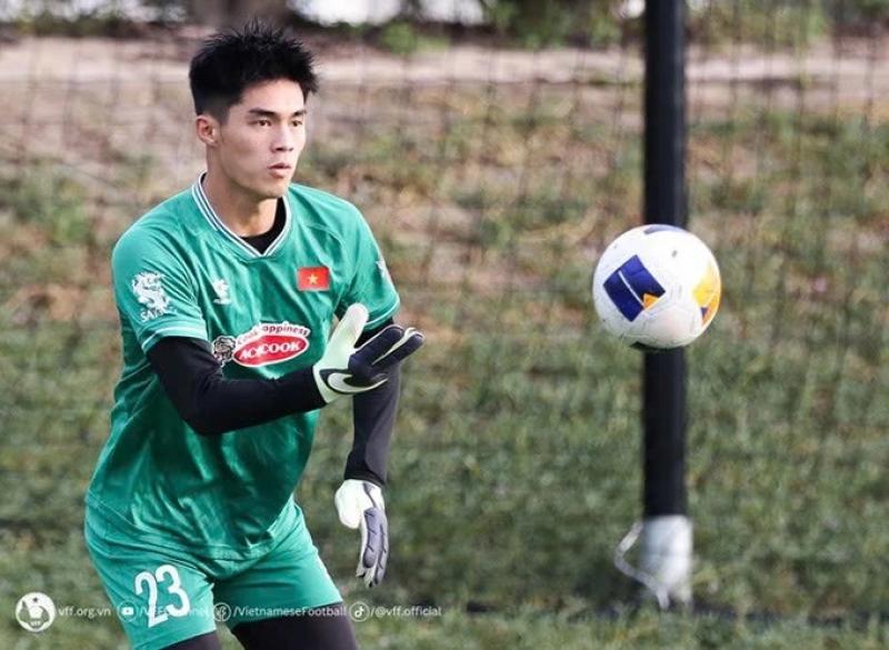 U.23 Việt Nam xuất hiện nhân tố ‘lạ’, Đình Bắc tái xuất: Vĩ Hào lỡ cơ hội lớn- Ảnh 3. U.23 Việt Nam xuất hiện nhân tố ‘lạ’, Đình Bắc tái xuất: Vĩ Hào lỡ cơ hội lớn- Ảnh 3.