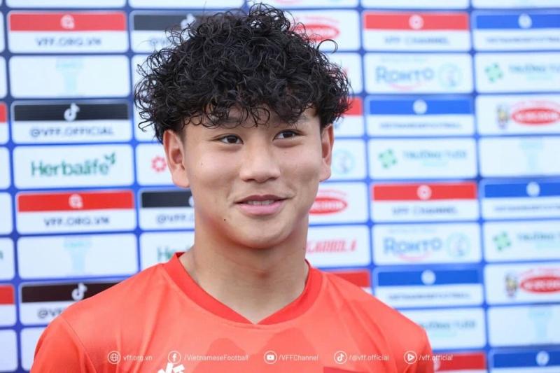U.23 Việt Nam xuất hiện nhân tố ‘lạ’, Đình Bắc tái xuất: Vĩ Hào lỡ cơ hội lớn- Ảnh 7. U.23 Việt Nam xuất hiện nhân tố ‘lạ’, Đình Bắc tái xuất: Vĩ Hào lỡ cơ hội lớn- Ảnh 7.