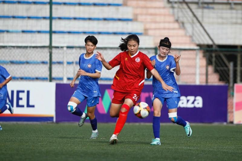U.16 Sơn La thắng ngược tân binh Vĩnh Phúc, U.16 Hà Nội bị chia điểm- Ảnh 1. U.16 Sơn La thắng ngược tân binh Vĩnh Phúc, U.16 Hà Nội bị chia điểm- Ảnh 1.