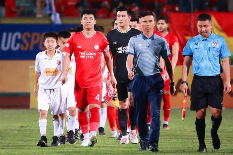 Bùi Tiến Dũng gia hạn hợp đồng 2 năm: ‘Thể Công Viettel như một phần máu thịt của tôi’- Ảnh 2. Bùi Tiến Dũng gia hạn hợp đồng 2 năm: ‘Thể Công Viettel như một phần máu thịt của tôi’- Ảnh 2.