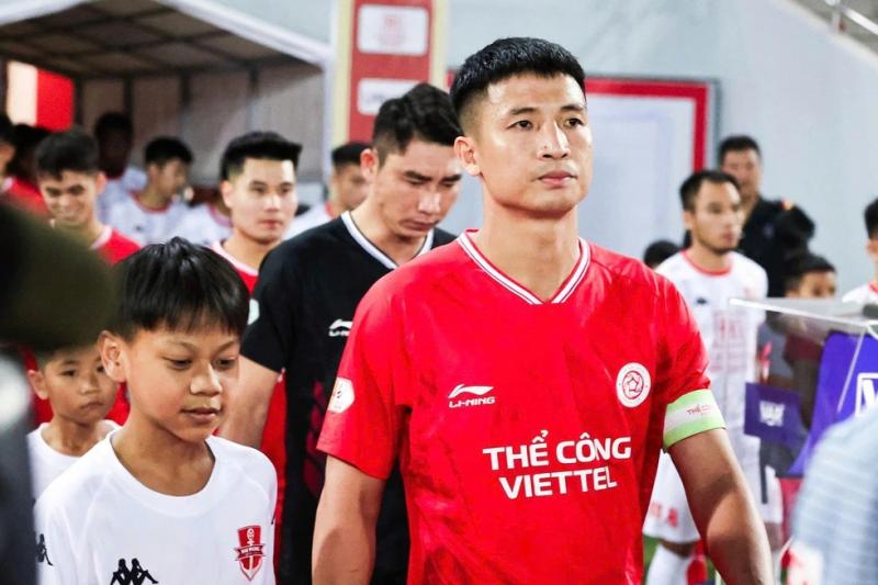 Bùi Tiến Dũng gia hạn hợp đồng 2 năm: ‘Thể Công Viettel như một phần máu thịt của tôi’- Ảnh 4. Bùi Tiến Dũng gia hạn hợp đồng 2 năm: ‘Thể Công Viettel như một phần máu thịt của tôi’- Ảnh 4.