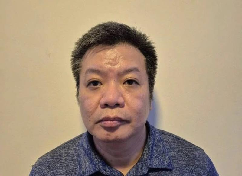 Bắt cựu Thứ trưởng Bộ LĐ-TB-XH Nguyễn Bá Hoan- Ảnh 2. Bắt cựu Thứ trưởng Bộ LĐ-TB-XH Nguyễn Bá Hoan- Ảnh 2.