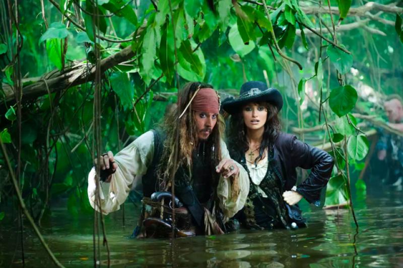 Tình bạn lâu năm của Johnny Depp và Penélope Cruz - Ảnh 3.