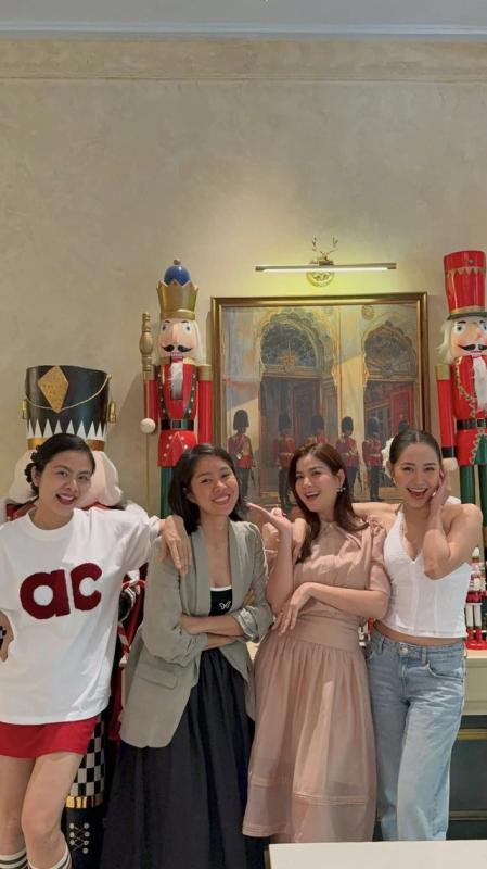 Showbiz 9.6: Văn Toàn tặng Hòa Minzy quà ‘khủng’; Kha Ly hội ngộ Vân Khang, Lê Phương - Ảnh 2.