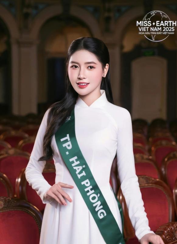 Vẻ quyến rũ của 'hoa khôi công nghệ' gây chú ý tại Miss Earth Vietnam- Ảnh 1. Vẻ quyến rũ của 'hoa khôi công nghệ' gây chú ý tại Miss Earth Vietnam- Ảnh 1.