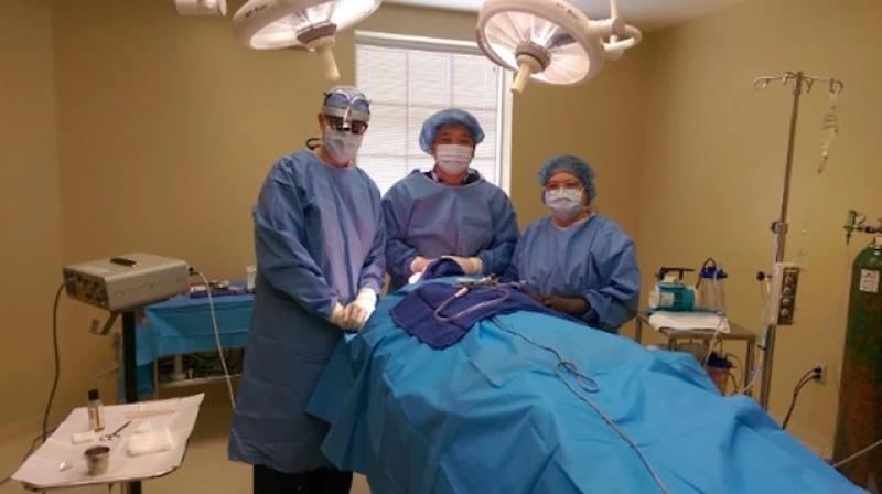 Dr Nguyên Giáp chia sẻ lý do bác sĩ thẩm mỹ bị tước giấy phép hành nghề - Ảnh 4.
