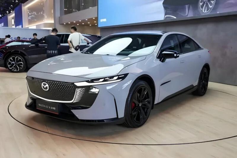 Mazda CX-5 phiên bản EV ‘gây sốt’ ngay tại thủ phủ xe điện Trung Quốc - Ảnh 1.
