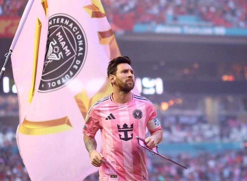 FIFA thắng lớn nhờ hiệu ứng Messi, thêm trận đấu lập kỷ lục hơn 80.000 khán giả- Ảnh 1. FIFA thắng lớn nhờ hiệu ứng Messi, thêm trận đấu lập kỷ lục hơn 80.000 khán giả- Ảnh 1.