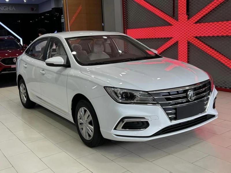 3 mẫu ô tô số sàn phù hợp chạy dịch vụ- Ảnh 2. 3 mẫu ô tô số sàn phù hợp chạy dịch vụ- Ảnh 2.