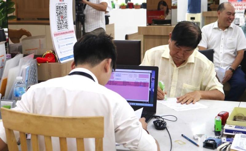 Bí thư TP.HCM: Vận hành thử 102 phường, xã mới 'đáp ứng mong đợi'- Ảnh 3. Bí thư TP.HCM: Vận hành thử 102 phường, xã mới 'đáp ứng mong đợi'- Ảnh 3.