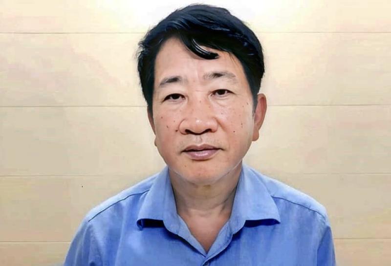 Cựu Giám đốc BHXH Bắc Giang nhận hối lộ ngay tại phòng làm việc- Ảnh 1. Cựu Giám đốc BHXH Bắc Giang nhận hối lộ ngay tại phòng làm việc- Ảnh 1.