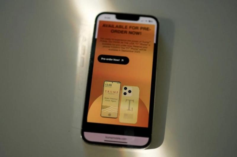 Trump Mobile drops ‘Made in USA’ smartphone claims from website - Ảnh 1.