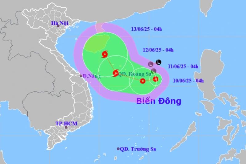 Áp thấp nhiệt đới sắp mạnh lên bão số 1, gió giật đến cấp 11 - Ảnh 1.