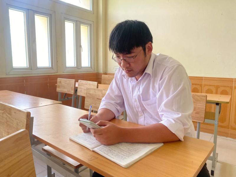 Vì sao có thí sinh thi tốt nghiệp THPT tới 6 lần? - Ảnh 1. Vì sao có người thi tốt nghiệp THPT tới 6 lần? - Ảnh 1.