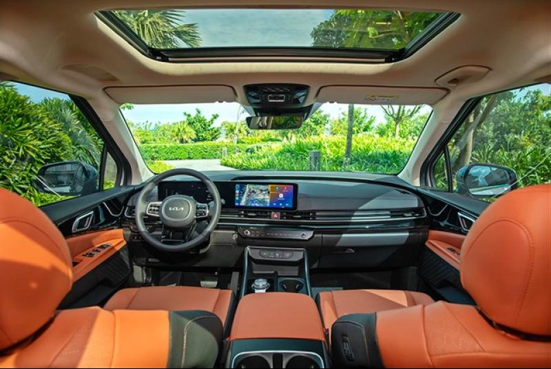 Vì sao Kia New Carnival Hybrid là mẫu xe cao cấp được nhiều khách hàng lựa chọn- Ảnh 2. Vì sao Kia New Carnival Hybrid là mẫu xe cao cấp được nhiều khách hàng lựa chọn- Ảnh 2.