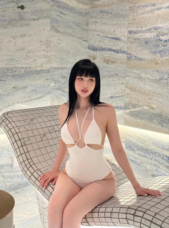 Diệp Lâm Anh và dàn mỹ nhân Việt diện bikini khoe dáng nóng bỏng - Ảnh 7.