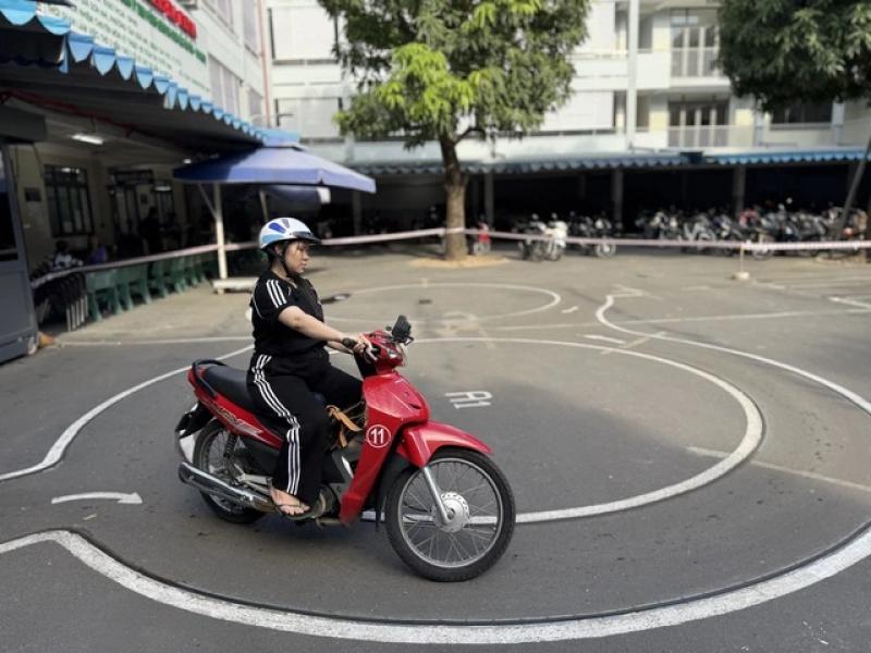 Cách đăng ký thi bằng lái xe máy hạng A, A1 mới nhất 2025- Ảnh 1. Cách đăng ký thi bằng lái xe máy hạng A, A1 mới nhất 2025- Ảnh 1.