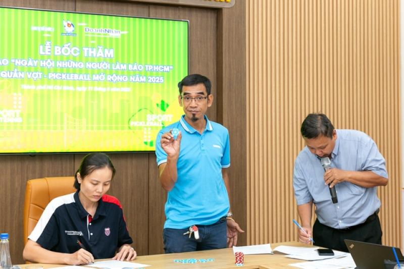 Lần đầu tiên môn pickleball xuất hiện khí thế tại 'Hội thao những người làm báo TP.HCM'- Ảnh 4. Lần đầu tiên môn pickleball xuất hiện khí thế tại 'Hội thao những người làm báo TP.HCM'- Ảnh 4.