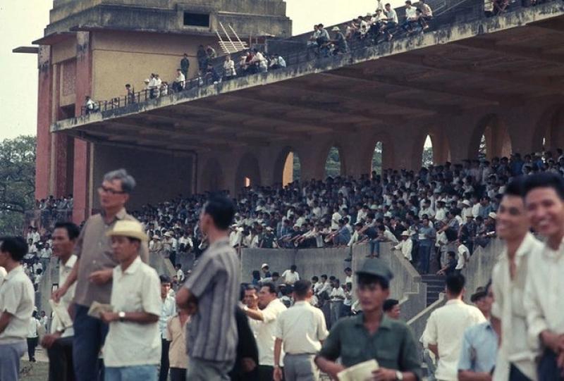 Trường đua Phú Thọ gần 100 năm sắp mở đường: Nài ngựa tiếc nuối thời vàng son- Ảnh 1. Trường đua Phú Thọ gần 100 năm sắp mở đường: Nài ngựa tiếc nuối thời vàng son- Ảnh 1.