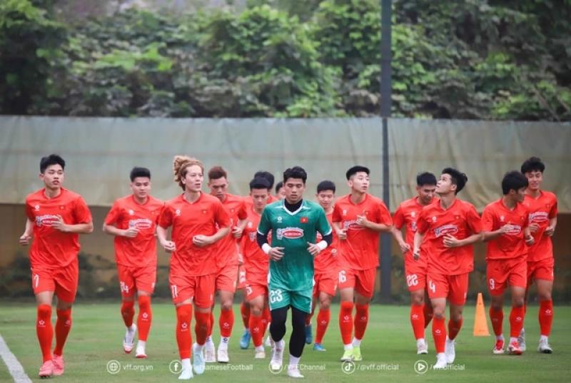 Ai đủ bản lĩnh gánh hàng thủ U.23 Việt Nam?- Ảnh 1. Ai đủ bản lĩnh gánh hàng thủ U.23 Việt Nam?- Ảnh 1.