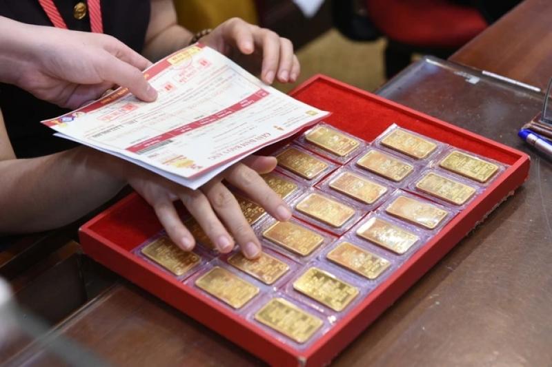 Giá vàng hôm nay 28.6.2025: 'Bốc hơi' nửa triệu đồng- Ảnh 1. Giá vàng hôm nay 28.6.2025: 'Bốc hơi' nửa triệu đồng- Ảnh 1.