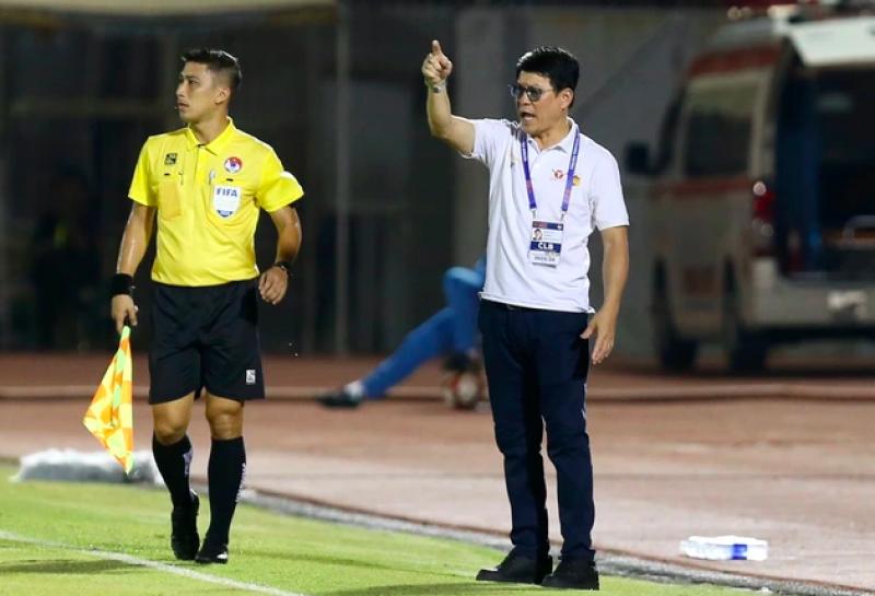 Ông Vũ Tiến Thành phủ nhận sẽ Bắc tiến: ‘Tôi thích làm việc ở HAGL’- Ảnh 1. Ông Vũ Tiến Thành phủ nhận sẽ Bắc tiến: ‘Tôi thích làm việc ở HAGL’- Ảnh 1.