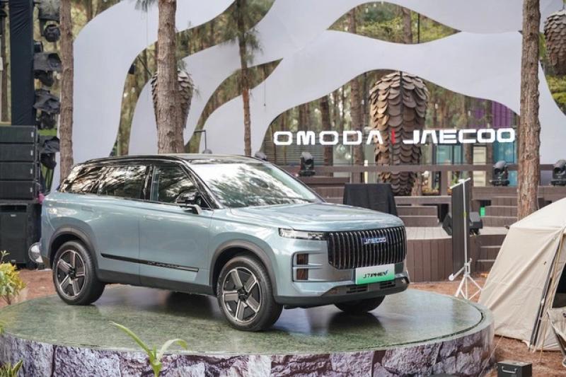 ‘Ế ẩm’, xe Trung Quốc Omoda C5 và Jaecoo J7 giảm giá gần 100 triệu đồng - Ảnh 2.