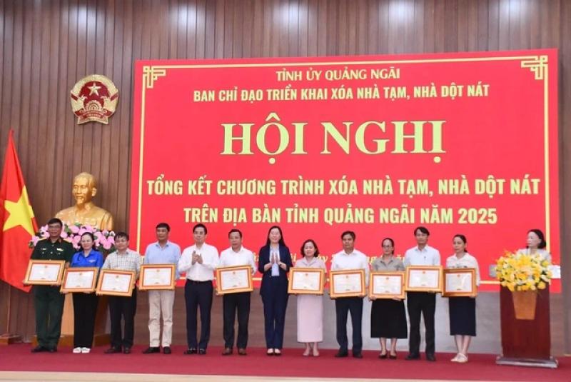 Quảng Ngãi đã xóa hơn 6.300 nhà tạm, nhà dột nát cho người dân - Ảnh 3.