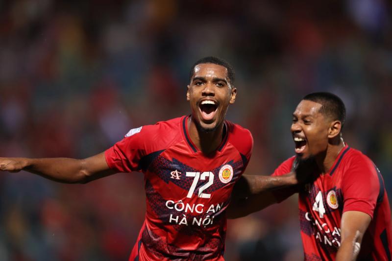 Hoàng Đức khó có đối thủ ở hạng nhất, cầu thủ xuất sắc nhất V-League gọi tên ngoại binh chăng?- Ảnh 1. Hoàng Đức khó có đối thủ ở hạng nhất, cầu thủ xuất sắc nhất V-League gọi tên ngoại binh chăng?- Ảnh 1.