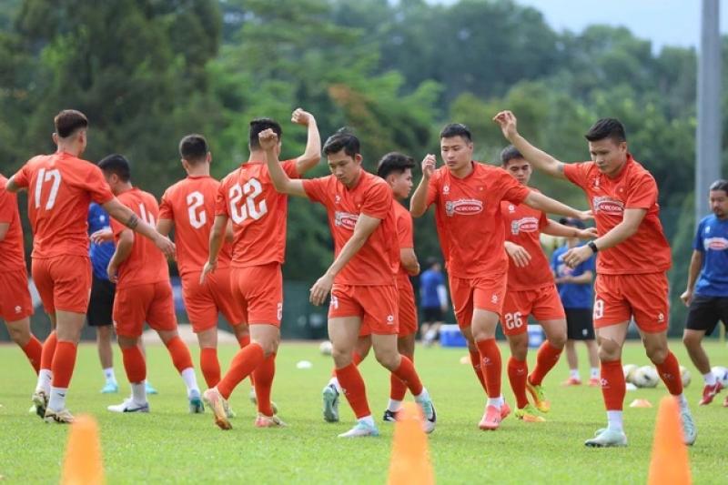 Bị hỏi khó ở họp báo, HLV Kim Sang-sik: Việt Nam tự quyết vận mệnh ở trận đại chiến Malaysia- Ảnh 4. Bị hỏi khó ở họp báo, HLV Kim Sang-sik: Việt Nam tự quyết vận mệnh ở trận đại chiến Malaysia- Ảnh 4.