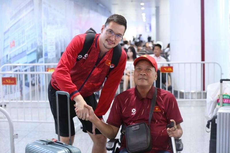 HLV Kim Sang-sik nói gì trước khi chia tay đội tuyển Việt Nam, bao giờ hội quân trở lại?- Ảnh 5. HLV Kim Sang-sik nói gì trước khi chia tay đội tuyển Việt Nam, bao giờ hội quân trở lại?- Ảnh 5.